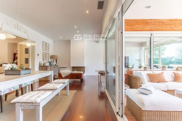 4 bedroom Villa for sale in Sant Andreu de Llavaneres with pool garage - € 1,290,000 (Ref: 9610029)