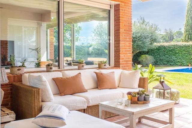 4 bedroom Villa for sale in Sant Andreu de Llavaneres with pool garage - € 1,290,000 (Ref: 9610029)