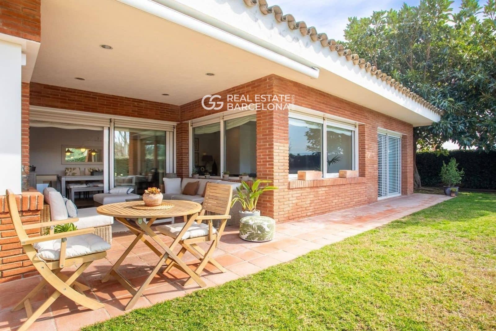 4 bedroom Villa for sale in Sant Andreu de Llavaneres with pool garage - € 1,290,000 (Ref: 9610029)