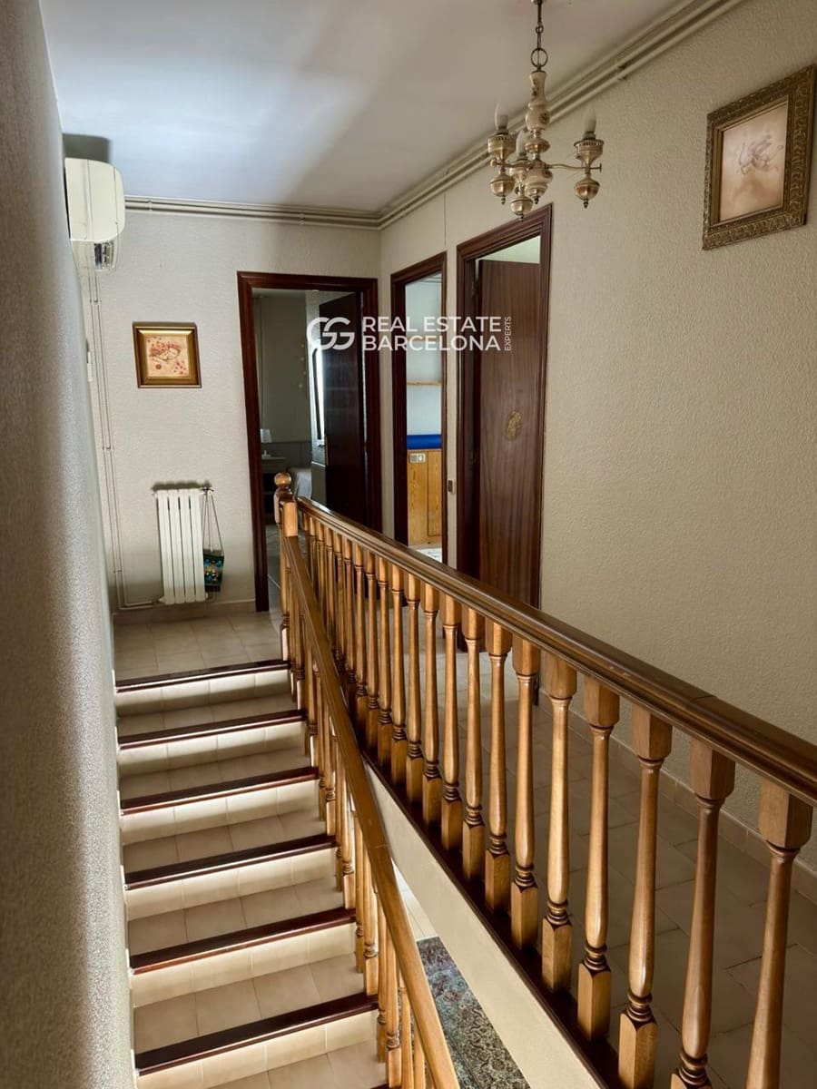 4 camera da letto Villa in vendita in Gava con piscina garage - 1.690.000 € (Rif: 9628340)