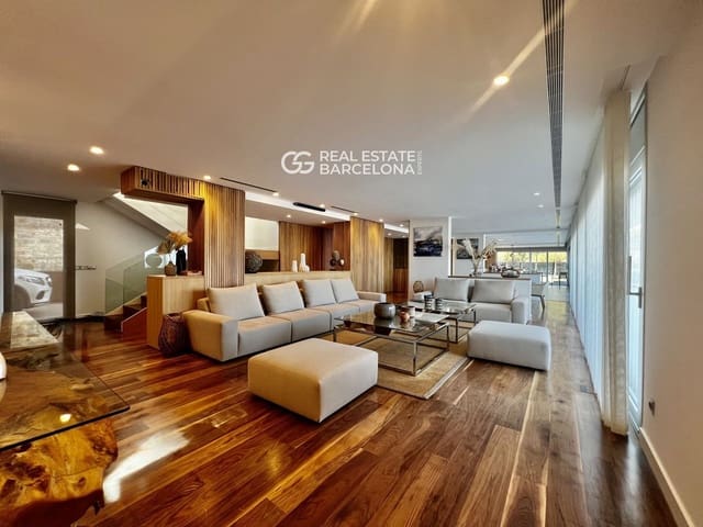 6 sypialnia Willa na sprzedaż w Roses z basenem garażem - 4 258 000 € (Ref: 9654421)