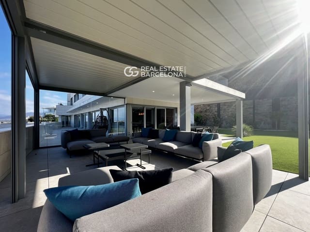 6 sypialnia Willa na sprzedaż w Roses z basenem garażem - 4 258 000 € (Ref: 9654421)