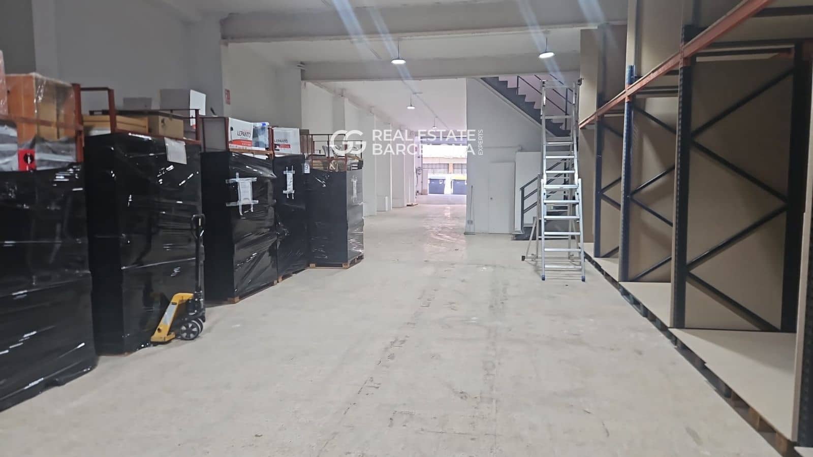 Kaupallinen myytävänä paikassa Sabadell - 390 000 € (Ref: 9656595)