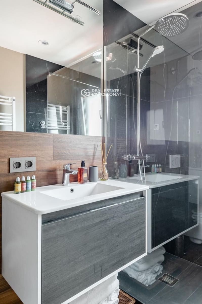 2 Zimmer Penthouse zu verkaufen in Barcelona Stadt - 650.000 € (Ref: 9665453)