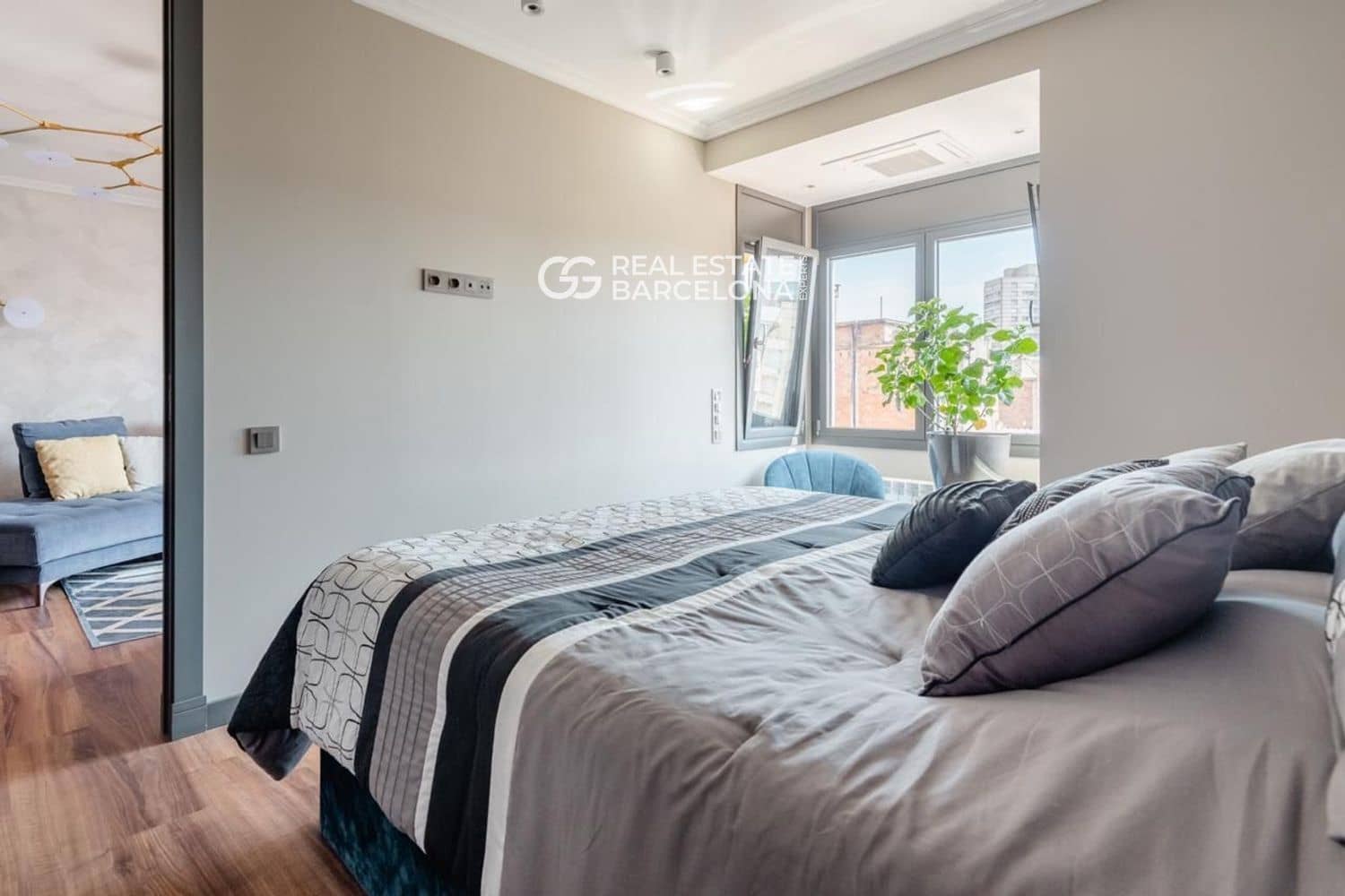 2 Zimmer Penthouse zu verkaufen in Barcelona Stadt - 650.000 € (Ref: 9665453)