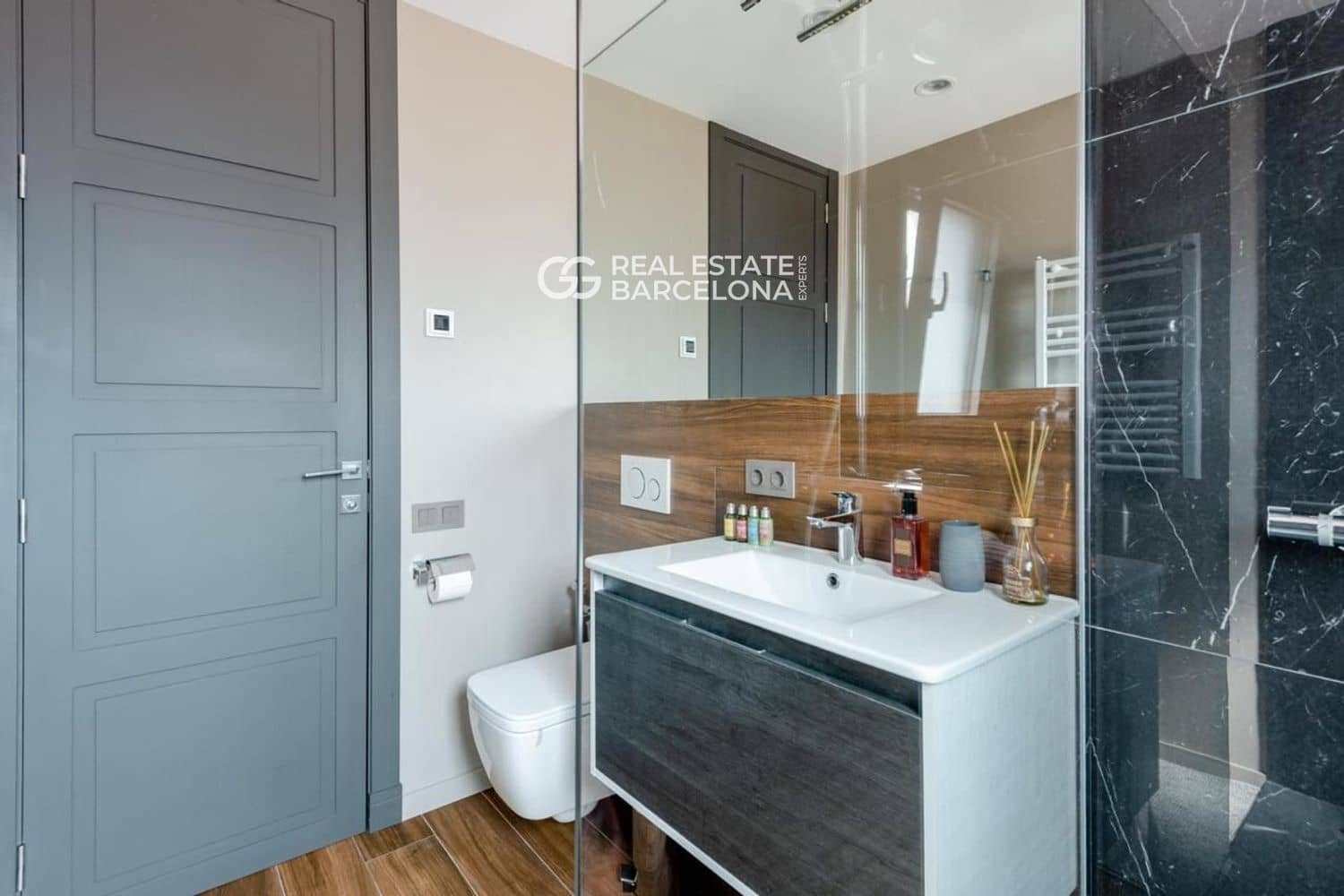 2 Zimmer Penthouse zu verkaufen in Barcelona Stadt - 650.000 € (Ref: 9665453)