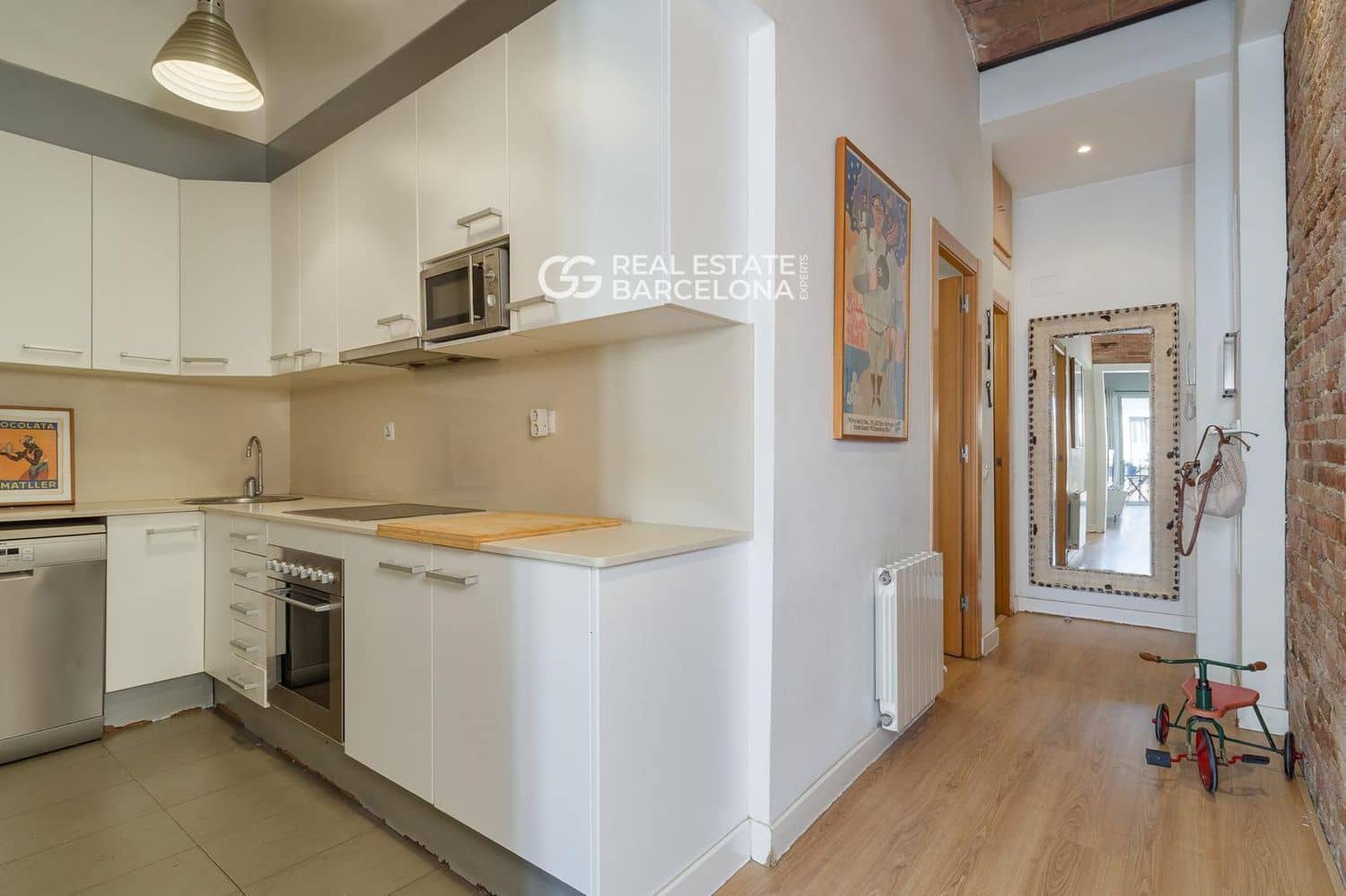 2 bedroom Penthouse for sale in Barcelona city - € 650,000 (Ref: 9665454)
