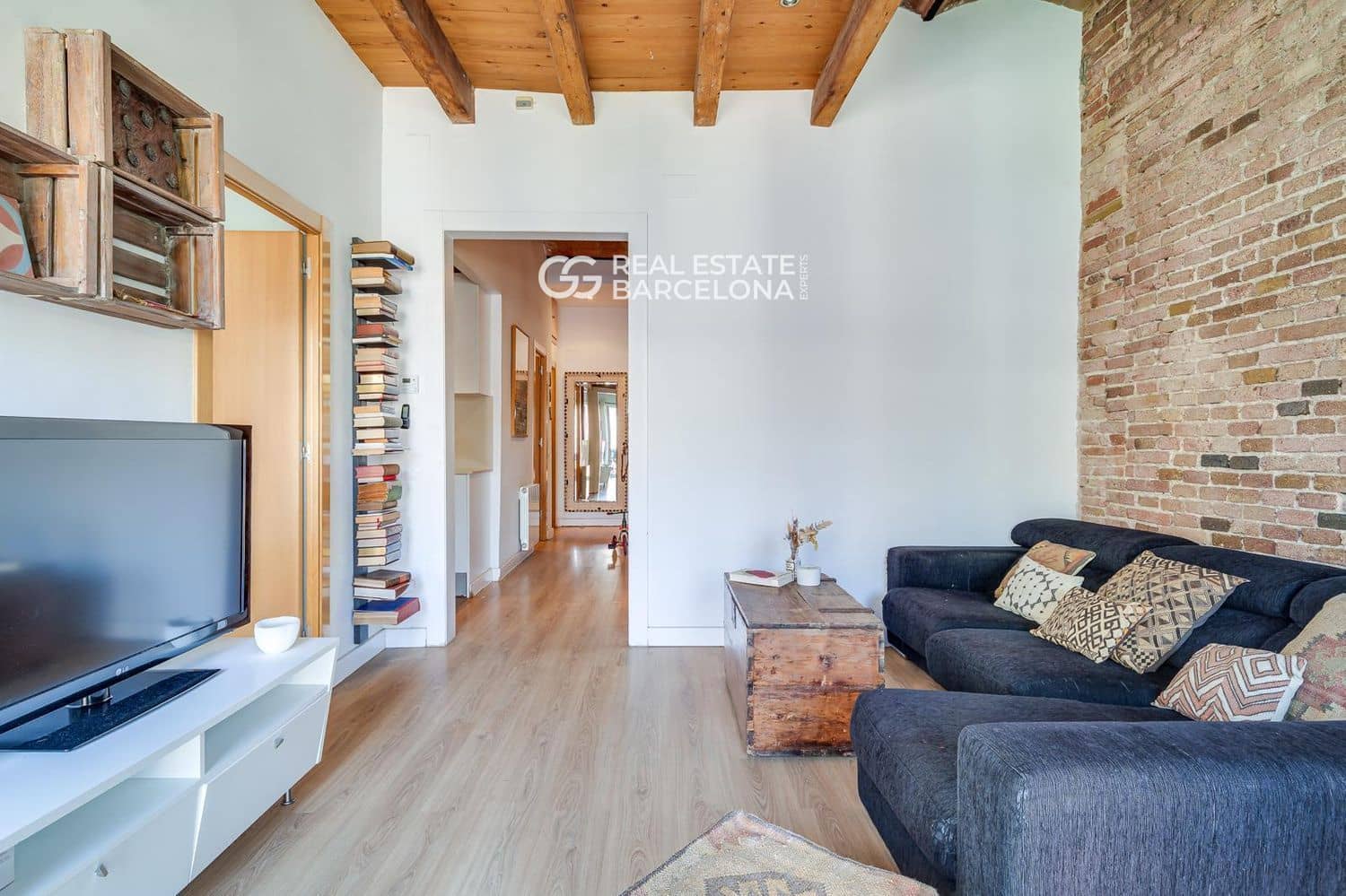 2 bedroom Penthouse for sale in Barcelona city - € 650,000 (Ref: 9665454)