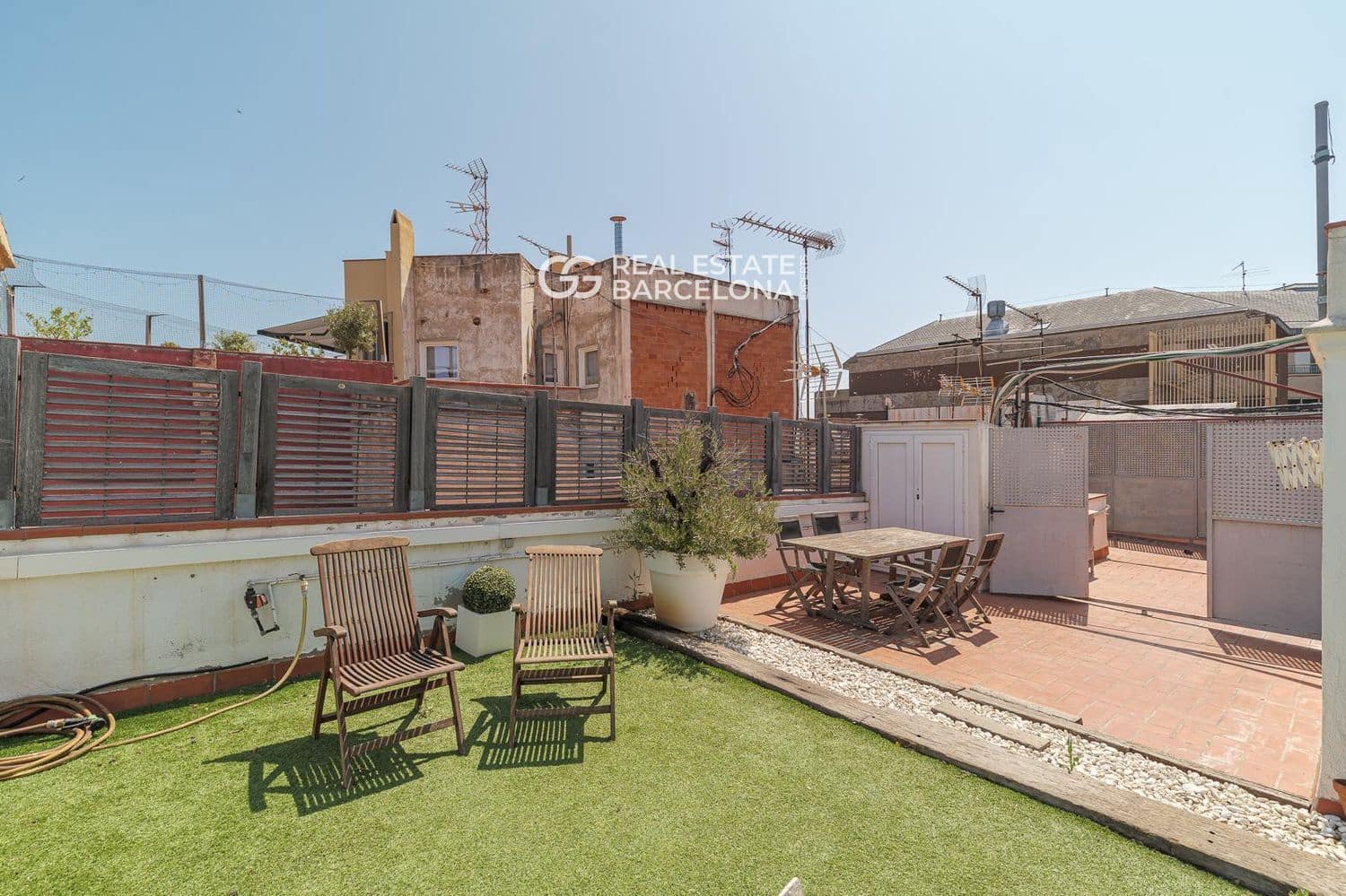 2 bedroom Penthouse for sale in Barcelona city - € 650,000 (Ref: 9665454)