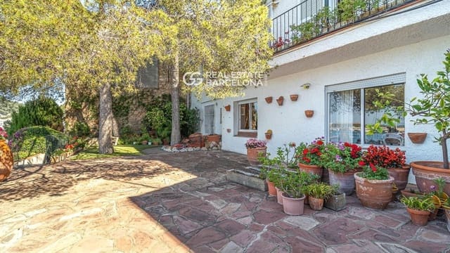 5 Zimmer Villa zu verkaufen in L'Estartit, Torroella de Montgrí mit Garage - 2.100.000 € (Ref: 9665458)