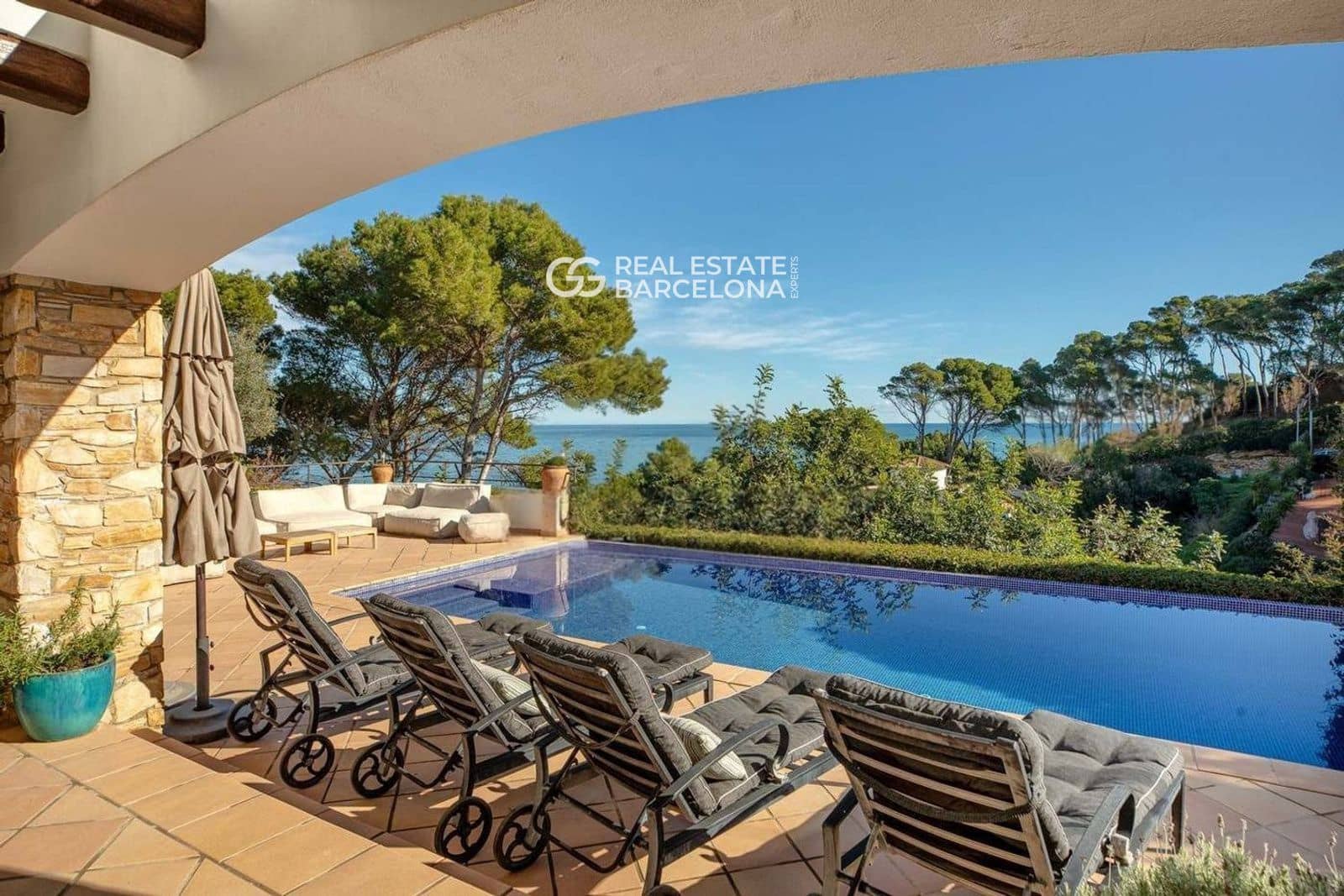 4 bedroom Villa for sale in Begur with pool garage - € 2,250,000 (Ref: 9665459)