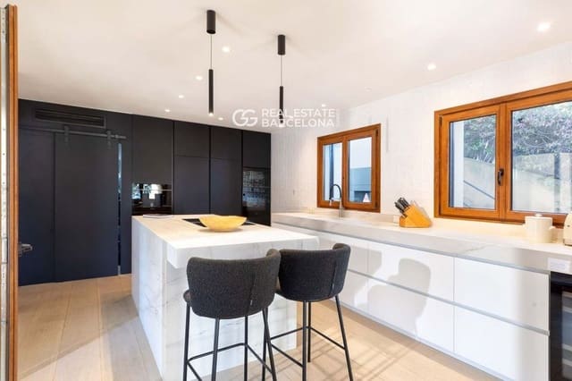 4 bedroom Villa for sale in Begur with pool garage - € 2,250,000 (Ref: 9665459)