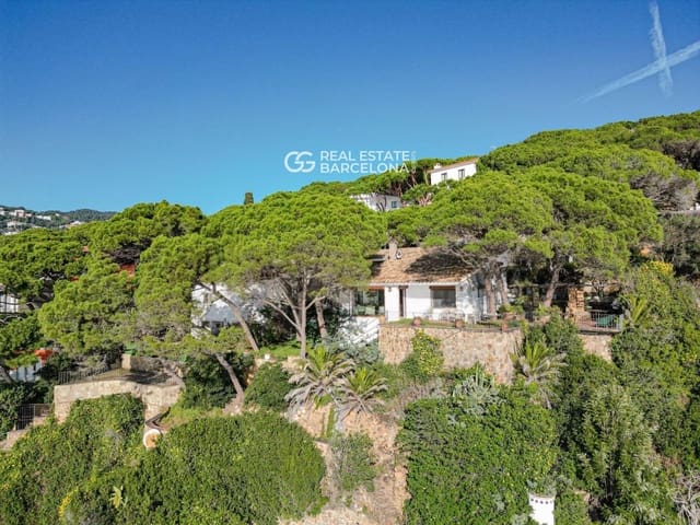 7 Zimmer Villa zu verkaufen in Lloret de Mar mit Garage - 2.900.000 € (Ref: 9665460)