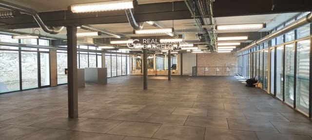 Kommersiell til salgs i Barcelona by - € 6 000 000 (Ref: 9667122)