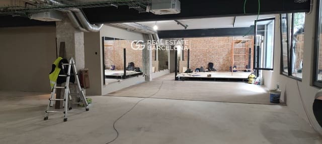 Kommersiell til salgs i Barcelona by - € 6 000 000 (Ref: 9667122)
