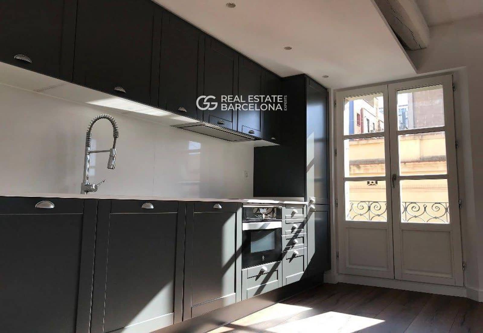 Restaurang/Bar till salu i Barcelona stad - 10 800 000 € (Ref: 9667126)