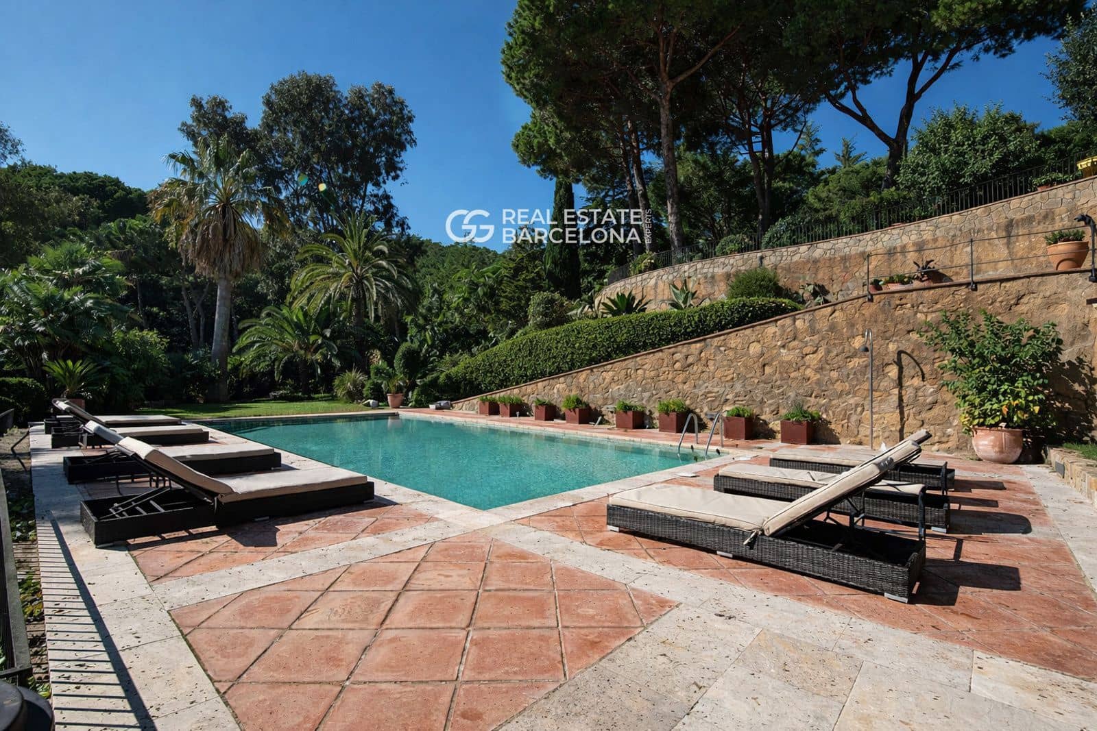 5 quarto Moradia para arrendar em Sant Andreu de Llavaneres com piscina garagem - 13 000 € (Ref: 9679057)