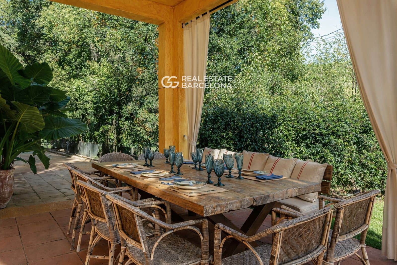 5 quarto Moradia para arrendar em Sant Andreu de Llavaneres com piscina garagem - 13 000 € (Ref: 9679057)