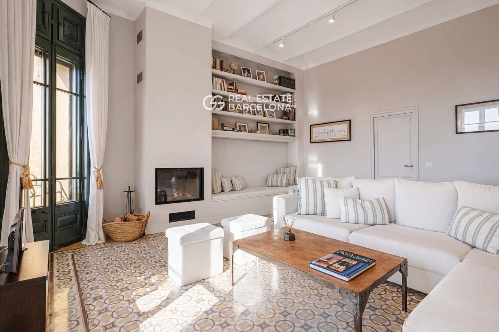 5 quarto Moradia para arrendar em Sant Andreu de Llavaneres com piscina garagem - 13 000 € (Ref: 9679057)