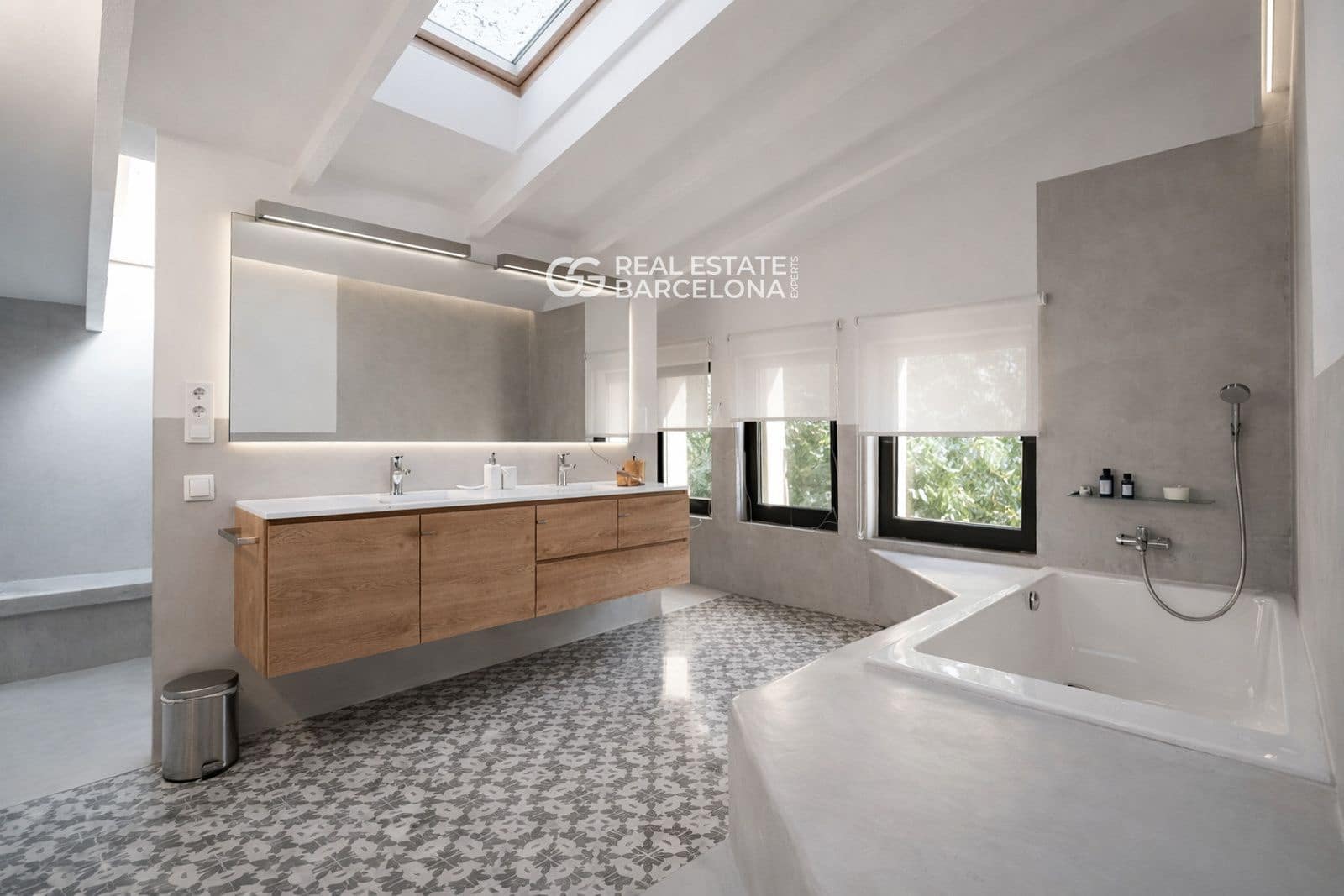 5 quarto Moradia para arrendar em Sant Andreu de Llavaneres com piscina garagem - 13 000 € (Ref: 9679057)
