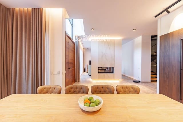 5 quarto Moradia para venda em Castelldefels com piscina - 3 900 000 € (Ref: 9685765)