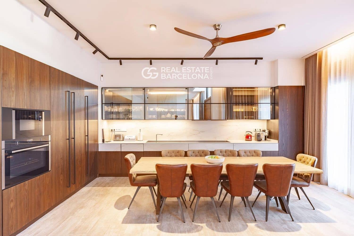 5 quarto Moradia para venda em Castelldefels com piscina - 3 900 000 € (Ref: 9685765)