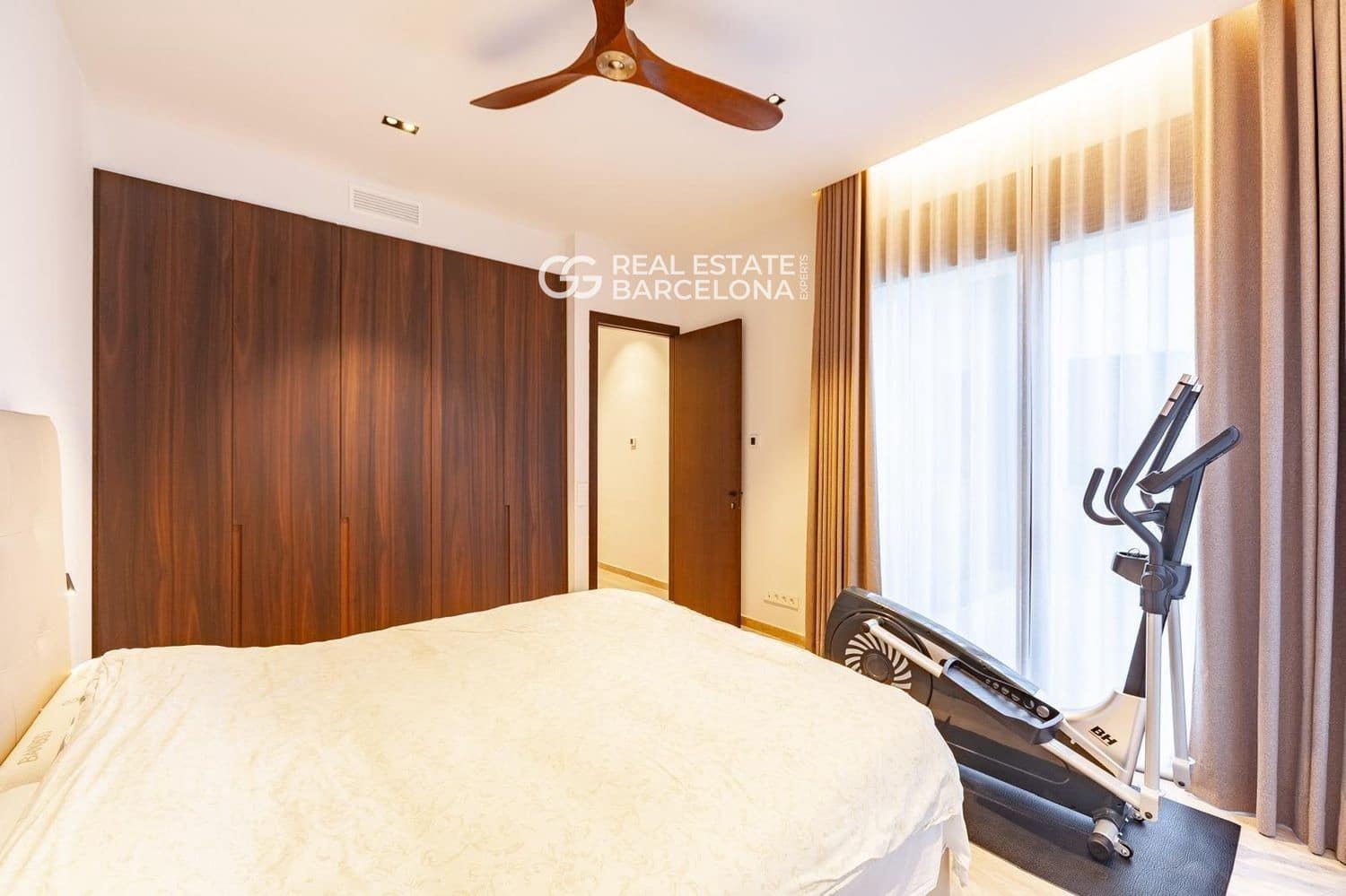 5 quarto Moradia para venda em Castelldefels com piscina - 3 900 000 € (Ref: 9685765)