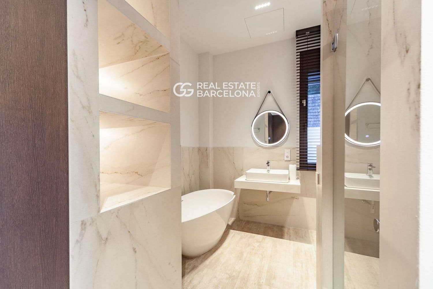 5 quarto Moradia para venda em Castelldefels com piscina - 3 900 000 € (Ref: 9685765)