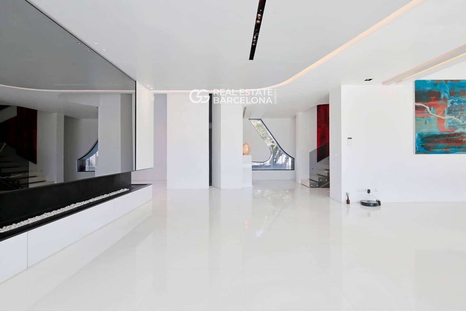 7 bedroom Villa for sale in Gava - € 14,000,000 (Ref: 9687443)