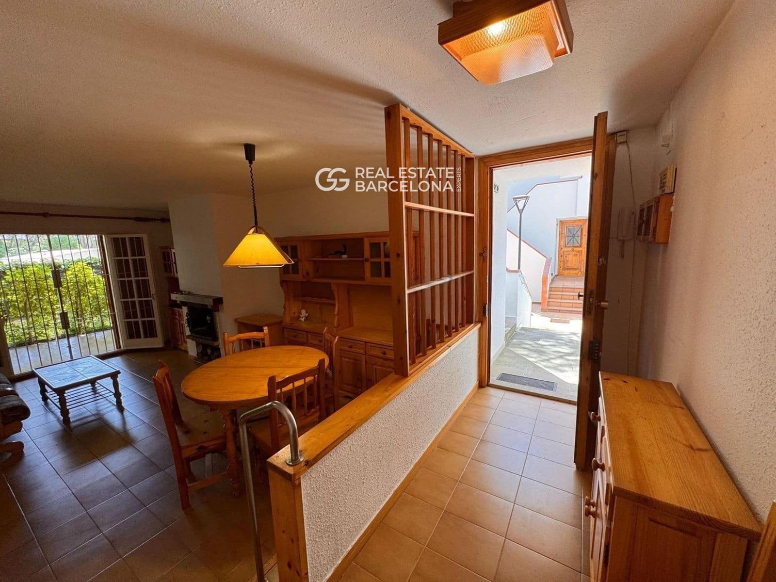 3 sypialnia Mieszkanie na sprzedaż w Platja d'Aro z basenem garażem - 470 000 € (Ref: 9687681)