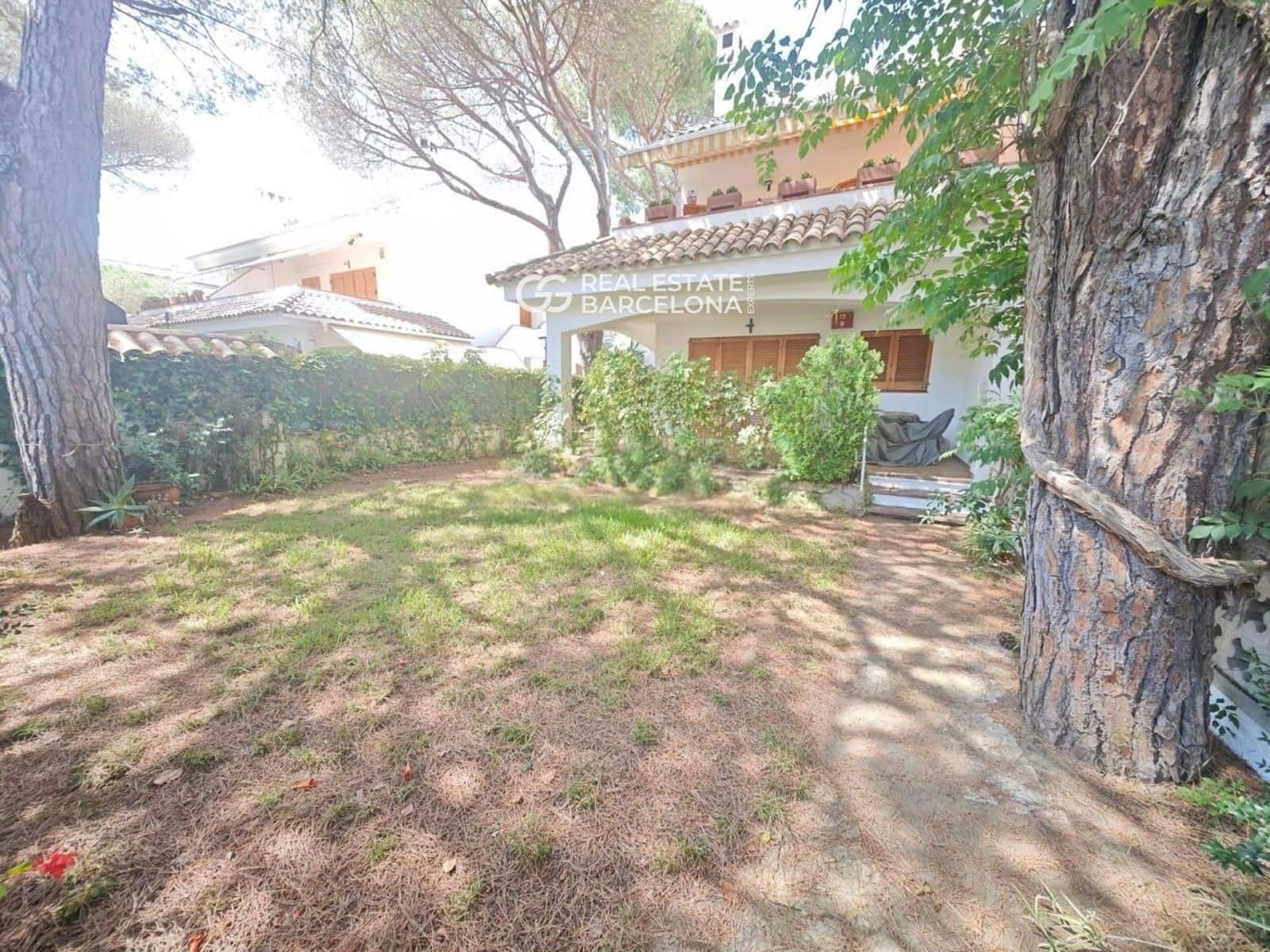 3 sypialnia Mieszkanie na sprzedaż w Platja d'Aro z basenem garażem - 470 000 € (Ref: 9687681)