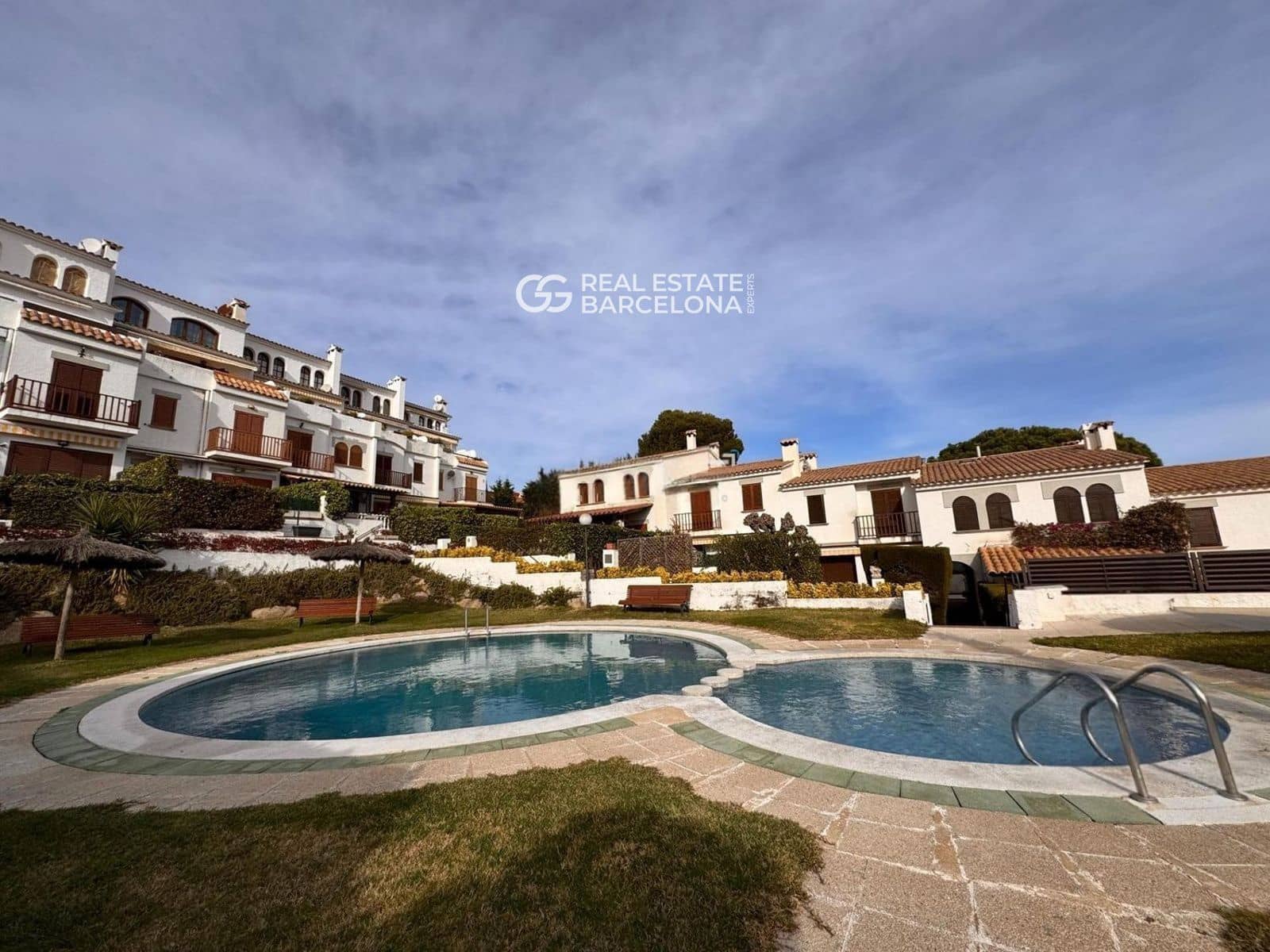 2 Zimmer Penthouse zu verkaufen in Sant Feliu de Guixols mit Pool Garage - 326.000 € (Ref: 9688511)