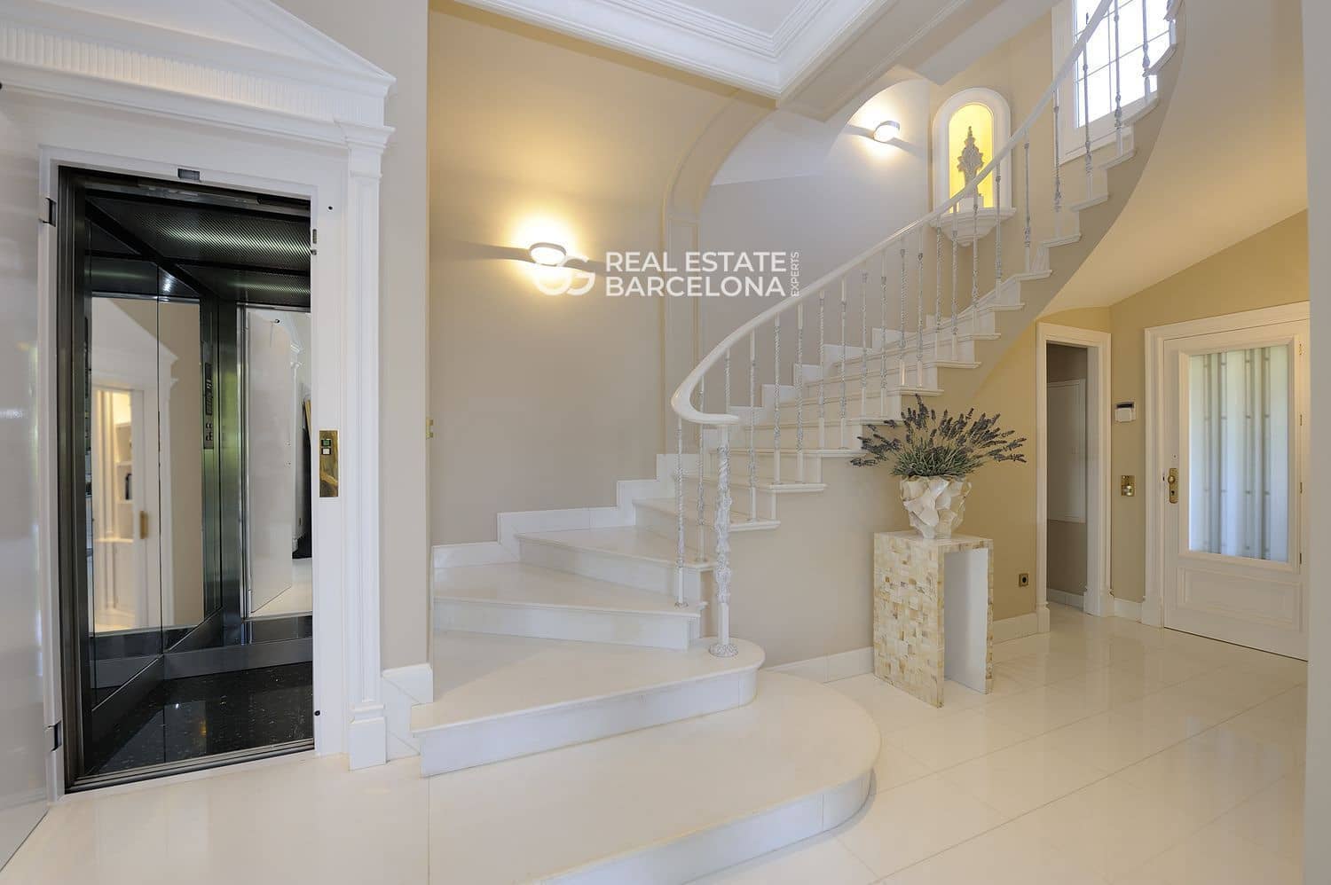 7 bedroom Villa for sale in Sitges with pool garage - € 11,900,000 (Ref: 9694519)