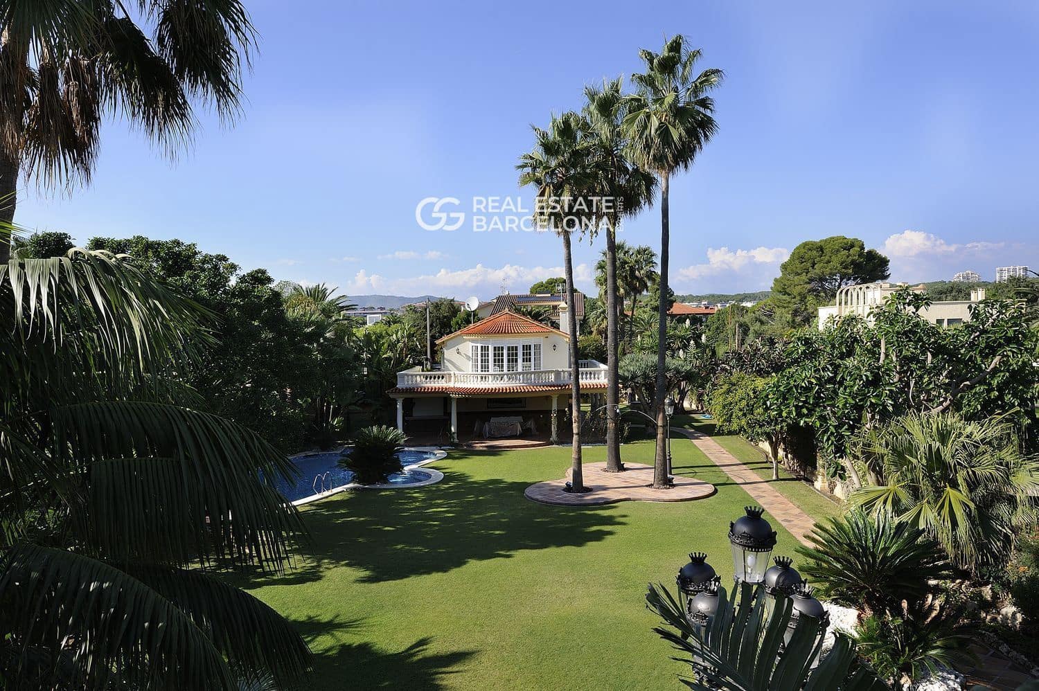 7 bedroom Villa for sale in Sitges with pool garage - € 11,900,000 (Ref: 9694519)