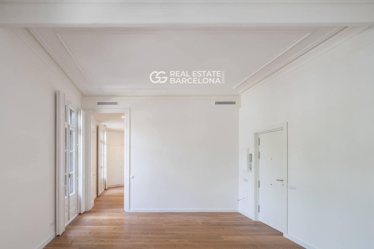 1 bedroom Flat for sale in Barcelona city - € 440,000 (Ref: 9696708)