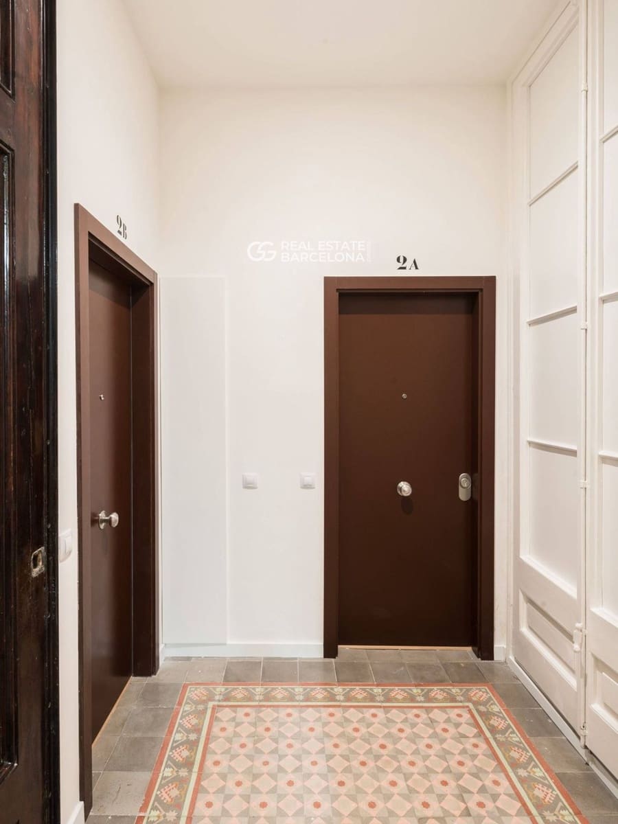 1 bedroom Flat for sale in Barcelona city - € 440,000 (Ref: 9696708)