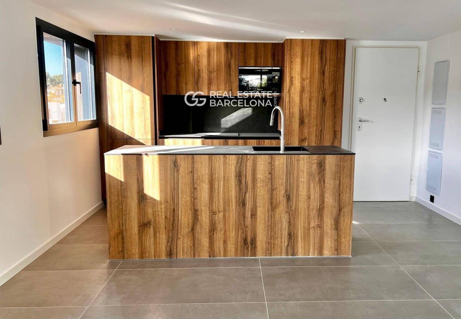 2 soveværelse Penthouse til salg i Cerdanyola del Valles med swimmingpool garage - € 595.000 (Ref: 9696788)