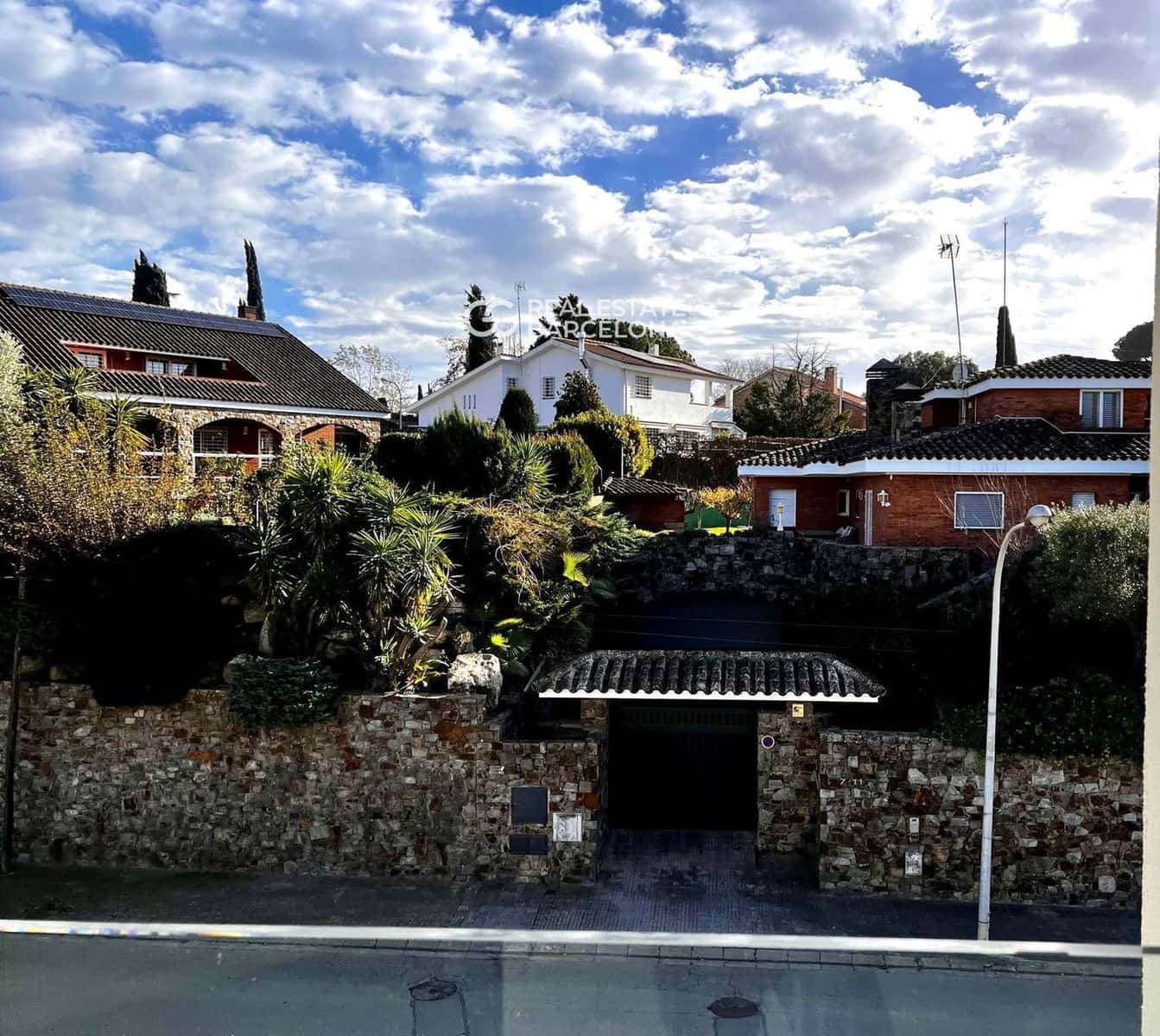 2 soveværelse Penthouse til salg i Cerdanyola del Valles med swimmingpool garage - € 595.000 (Ref: 9696788)