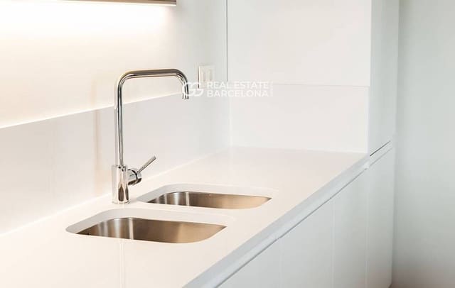 2 chambre Appartement à vendre à Barcelone ville - 785 000 € (Ref: 9697723)