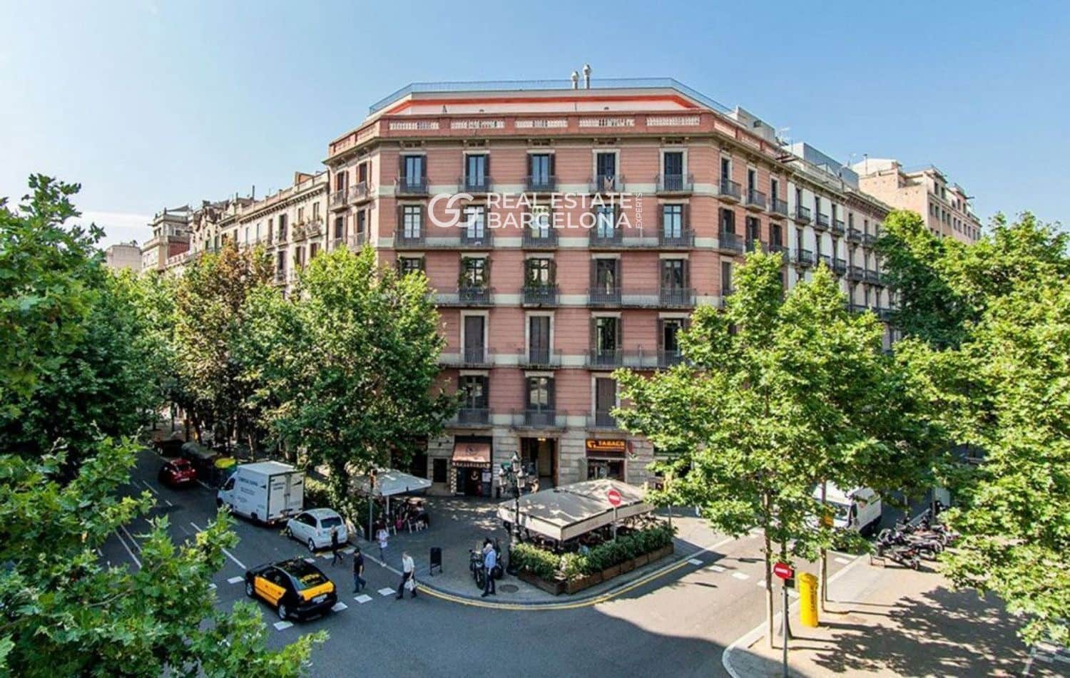 3 slaapkamer Flat te koop in Barcelona stad - € 925.000 (Ref: 9697800)