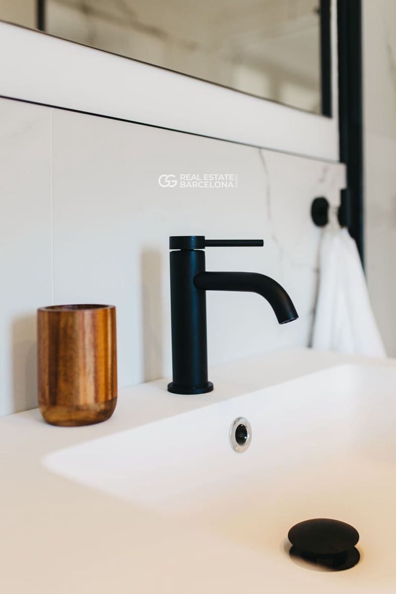 4 makuuhuone Kattohuoneisto myytävänä paikassa Cerdanyola del Valles mukana uima-altaan 
autotalli - 1 370 000 € (Ref: 9697801)