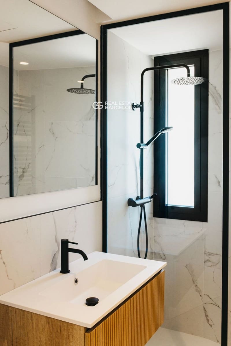 4 makuuhuone Kattohuoneisto myytävänä paikassa Cerdanyola del Valles mukana uima-altaan 
autotalli - 1 370 000 € (Ref: 9697801)