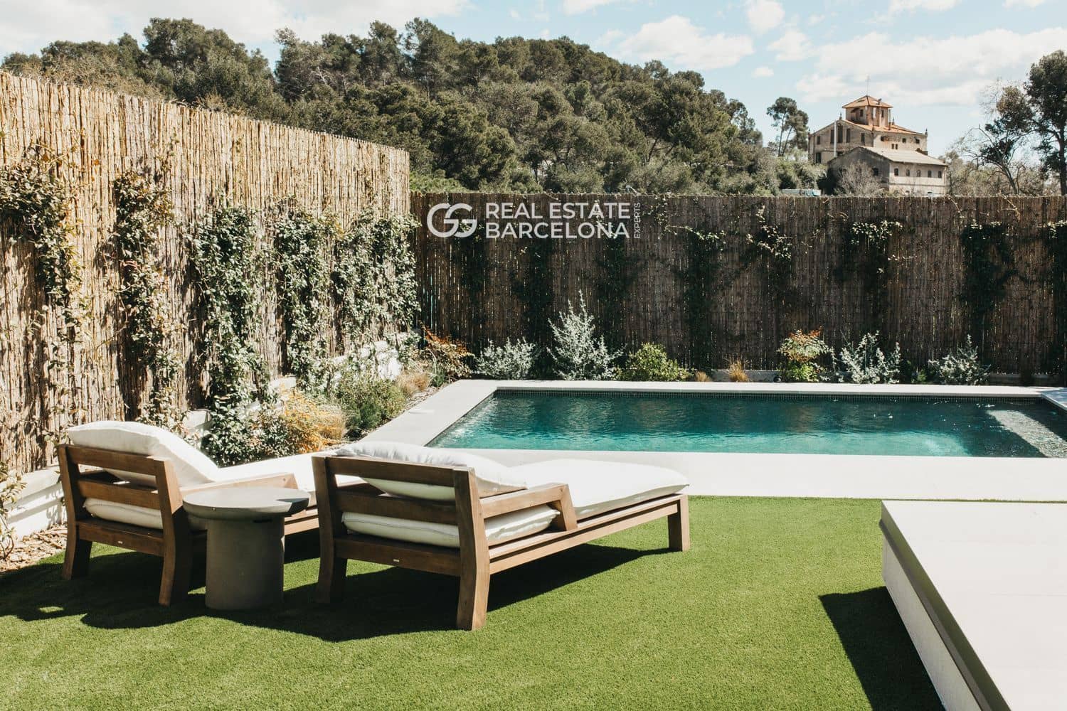 4 makuuhuone Kattohuoneisto myytävänä paikassa Cerdanyola del Valles mukana uima-altaan 
autotalli - 1 370 000 € (Ref: 9697801)