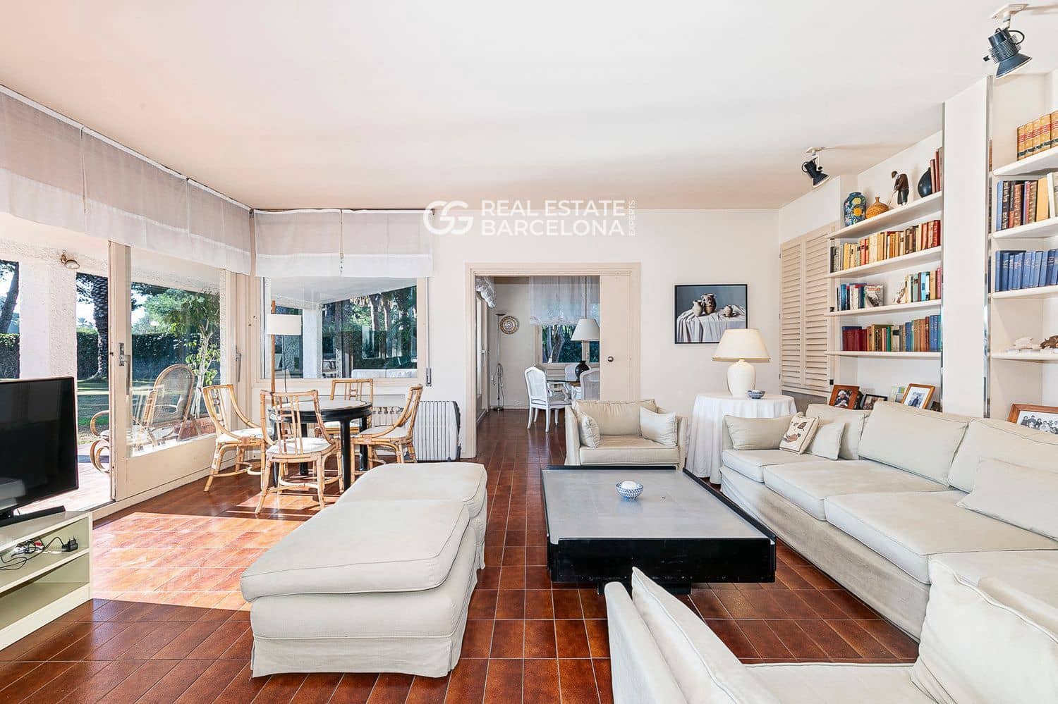 6 bedroom Villa for sale in Sitges with pool garage - € 4,500,000 (Ref: 9700033)