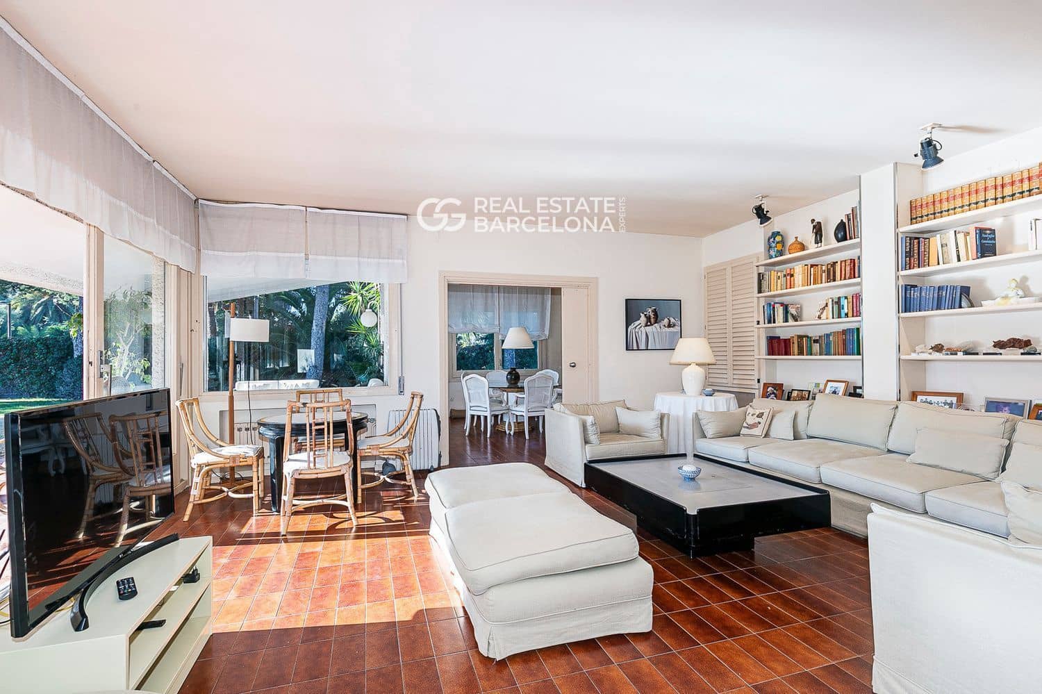 6 bedroom Villa for sale in Sitges with pool garage - € 4,500,000 (Ref: 9700033)