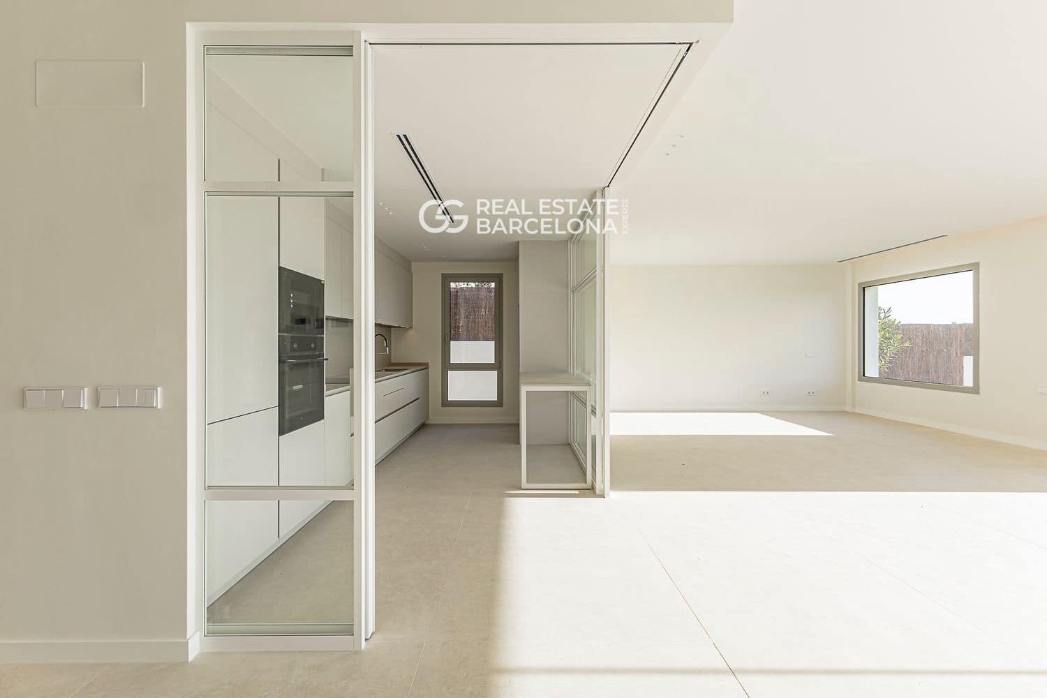 5 bedroom Villa for sale in Sitges with pool garage - € 2,840,000 (Ref: 9707774)