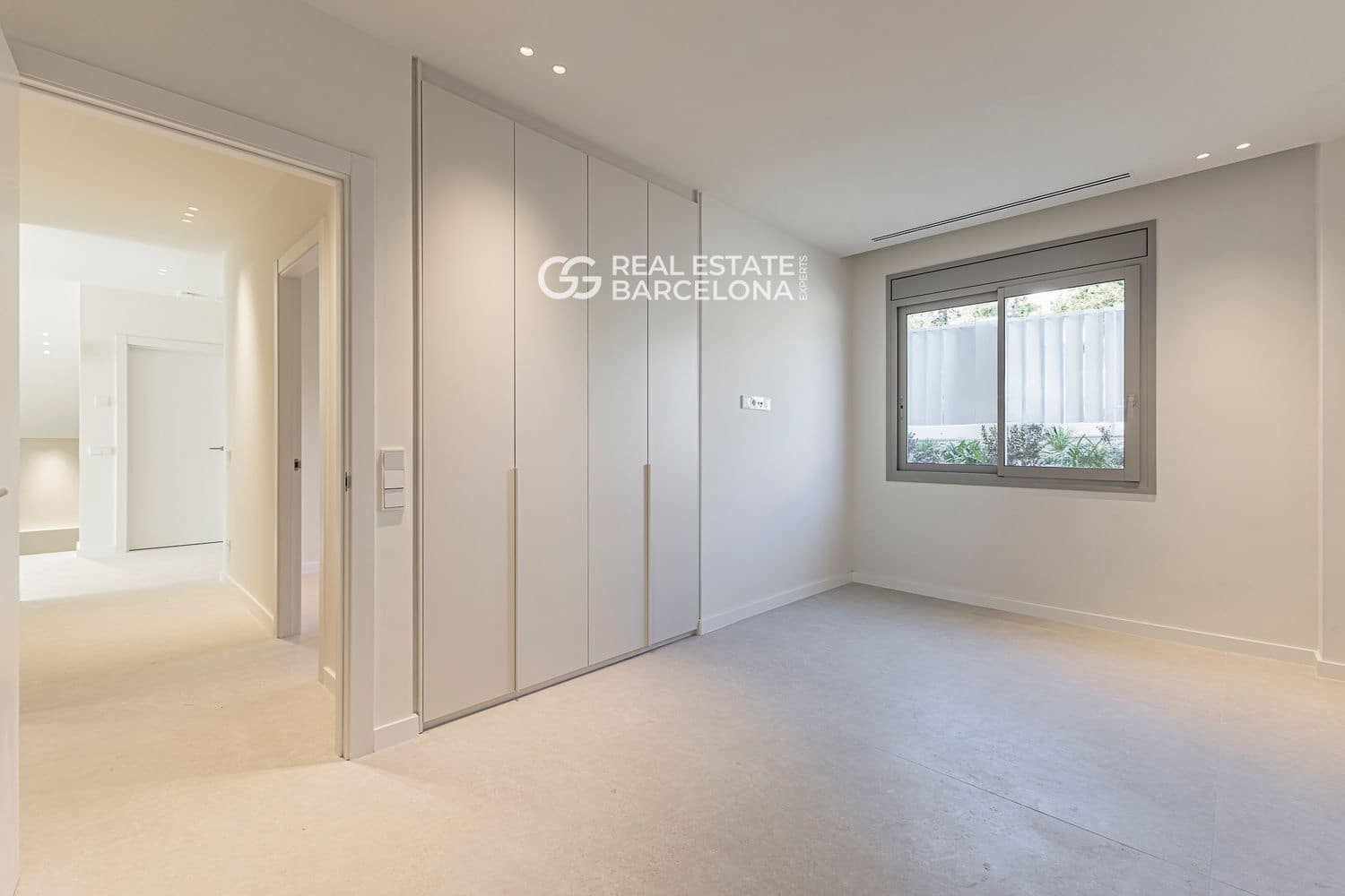 5 bedroom Villa for sale in Sitges with pool garage - € 2,840,000 (Ref: 9707774)