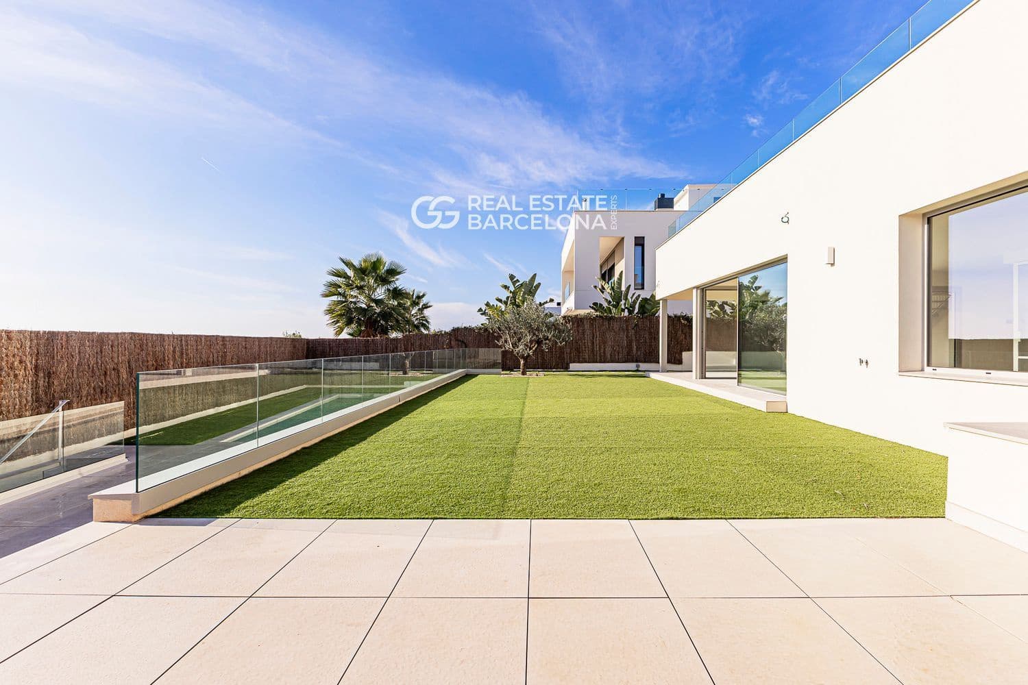 5 bedroom Villa for sale in Sitges with pool garage - € 2,840,000 (Ref: 9707774)