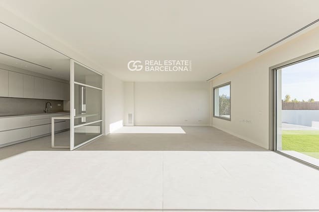 5 makuuhuone Huvila myytävänä paikassa Sitges mukana uima-altaan 
autotalli - 2 840 000 € (Ref: 9707774)