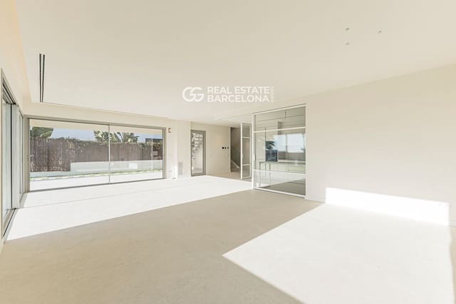 5 makuuhuone Huvila myytävänä paikassa Sitges mukana uima-altaan 
autotalli - 2 840 000 € (Ref: 9707774)